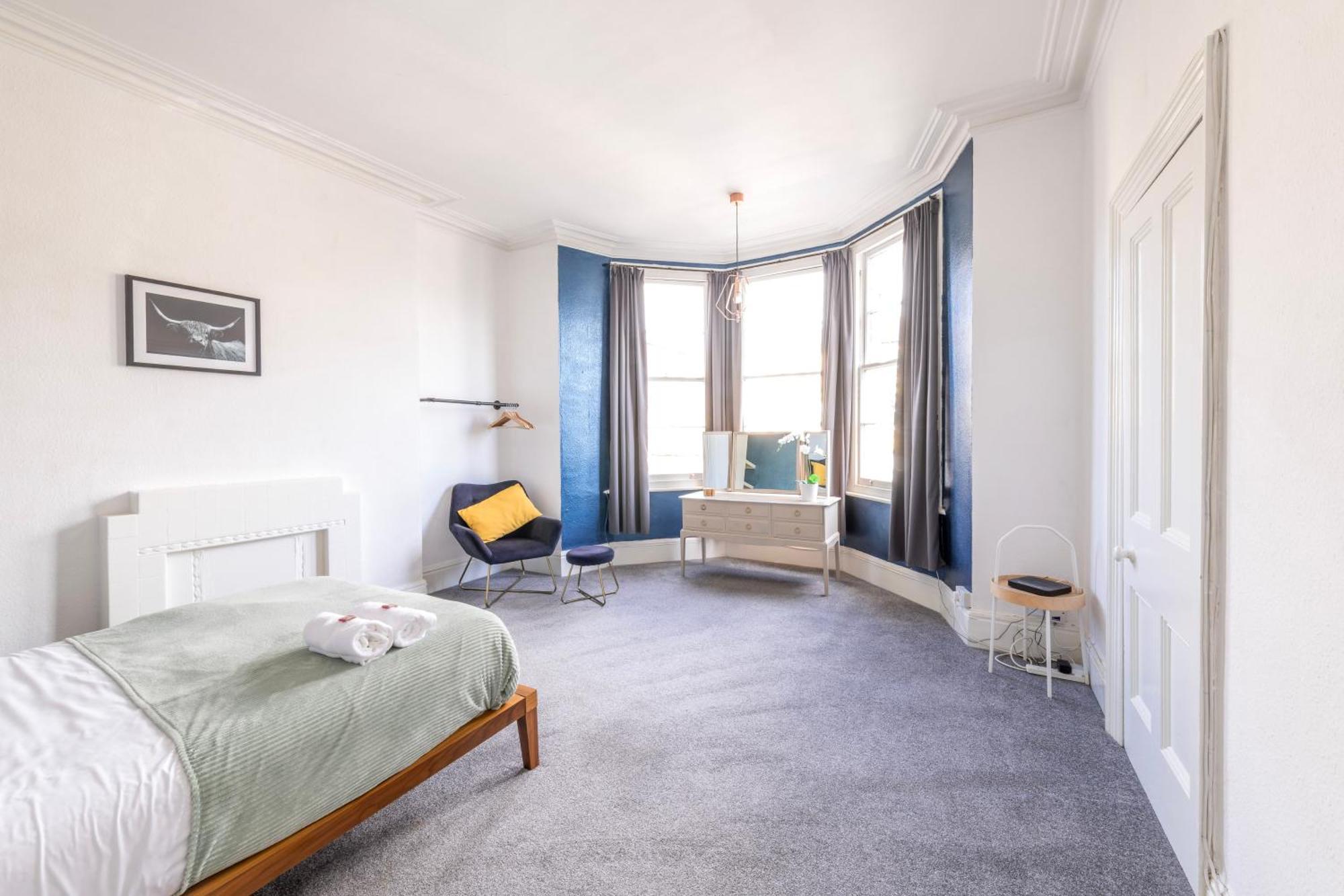 Apartment Contemporary Osborne House With Free Parking By Prescott Apartments *