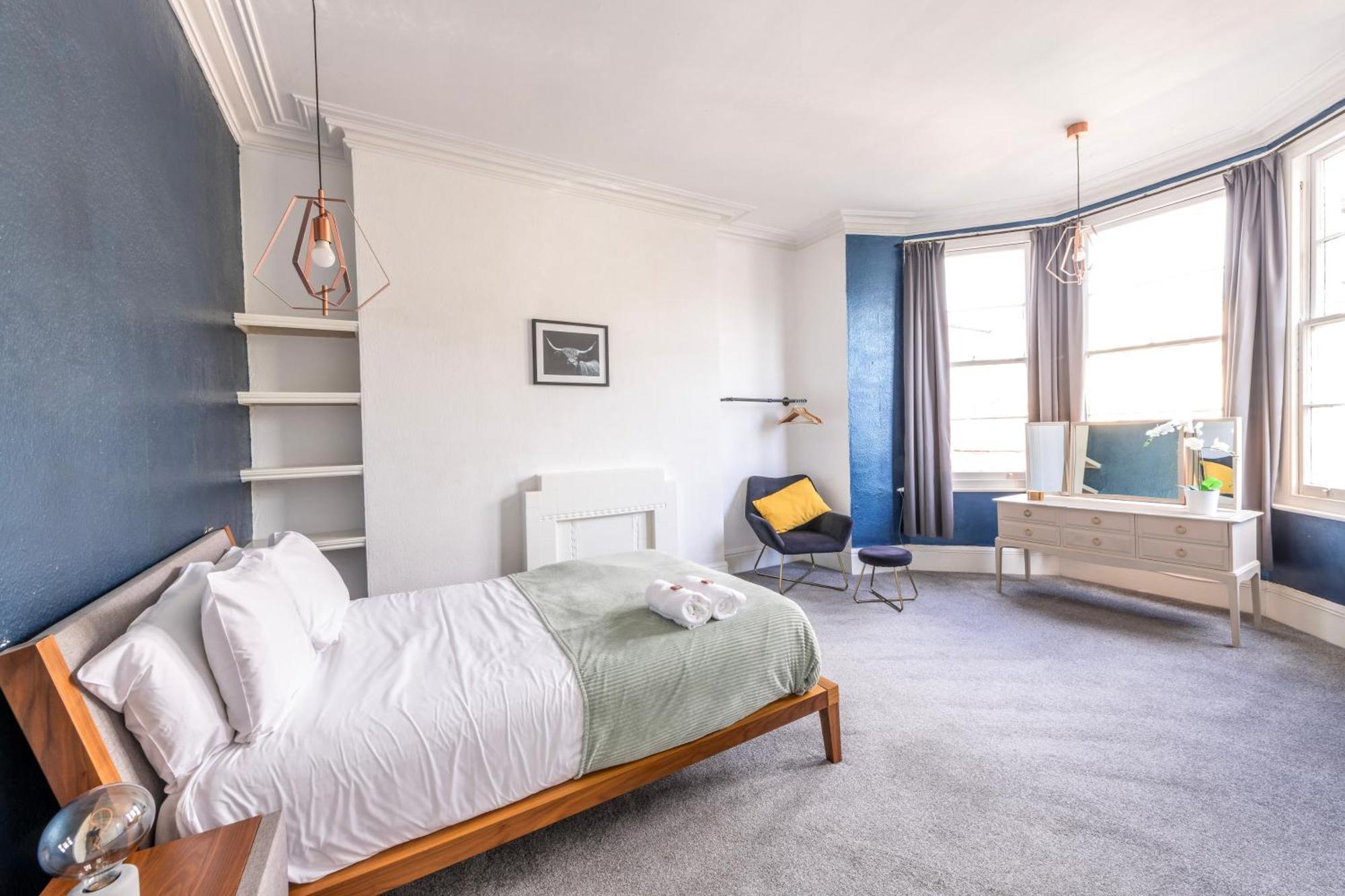 Apartment Contemporary Osborne House With Free Parking By Prescott Apartments Bristol