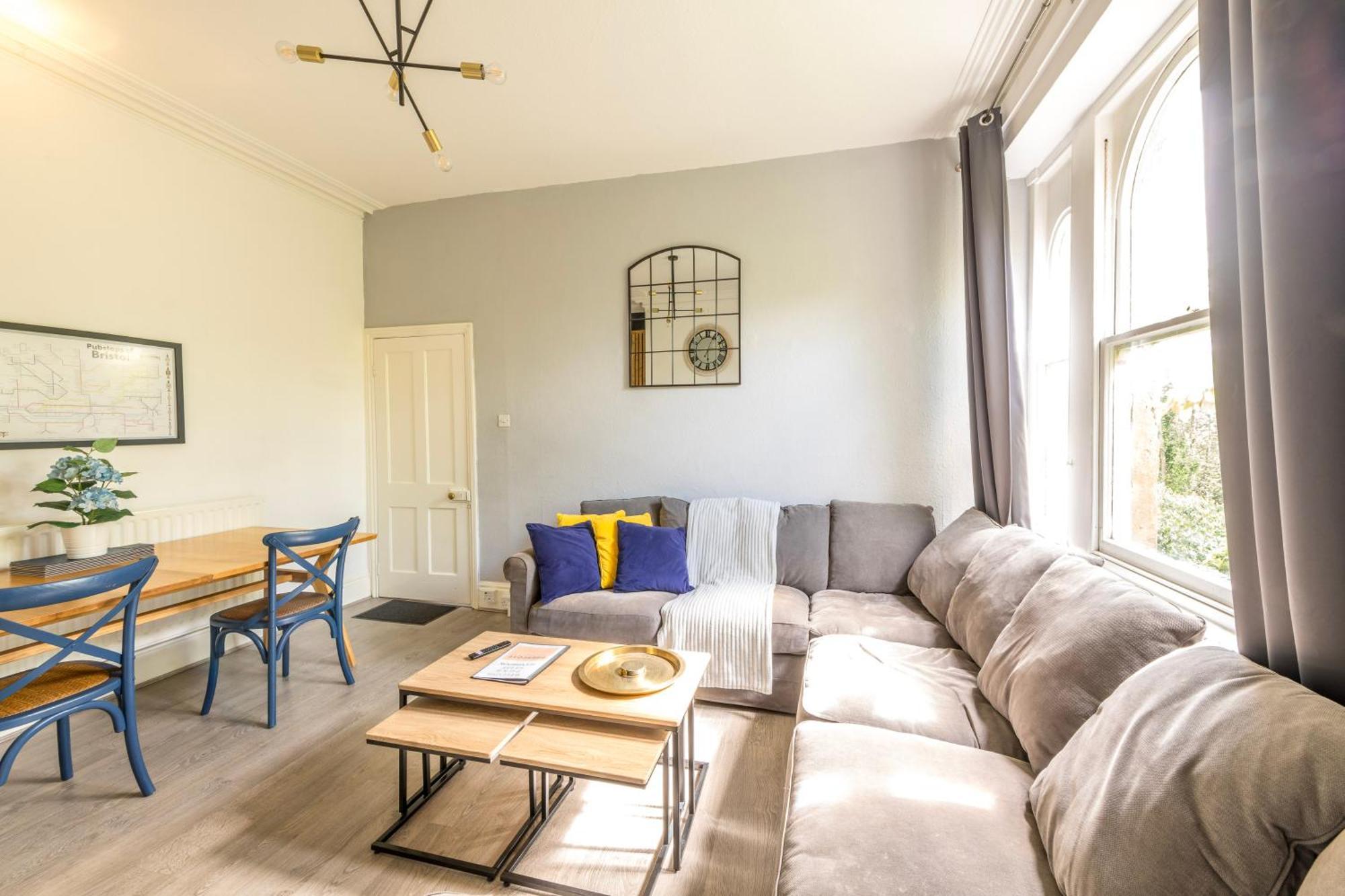 Contemporary Osborne House With Free Parking By Prescott Apartments * Bristol