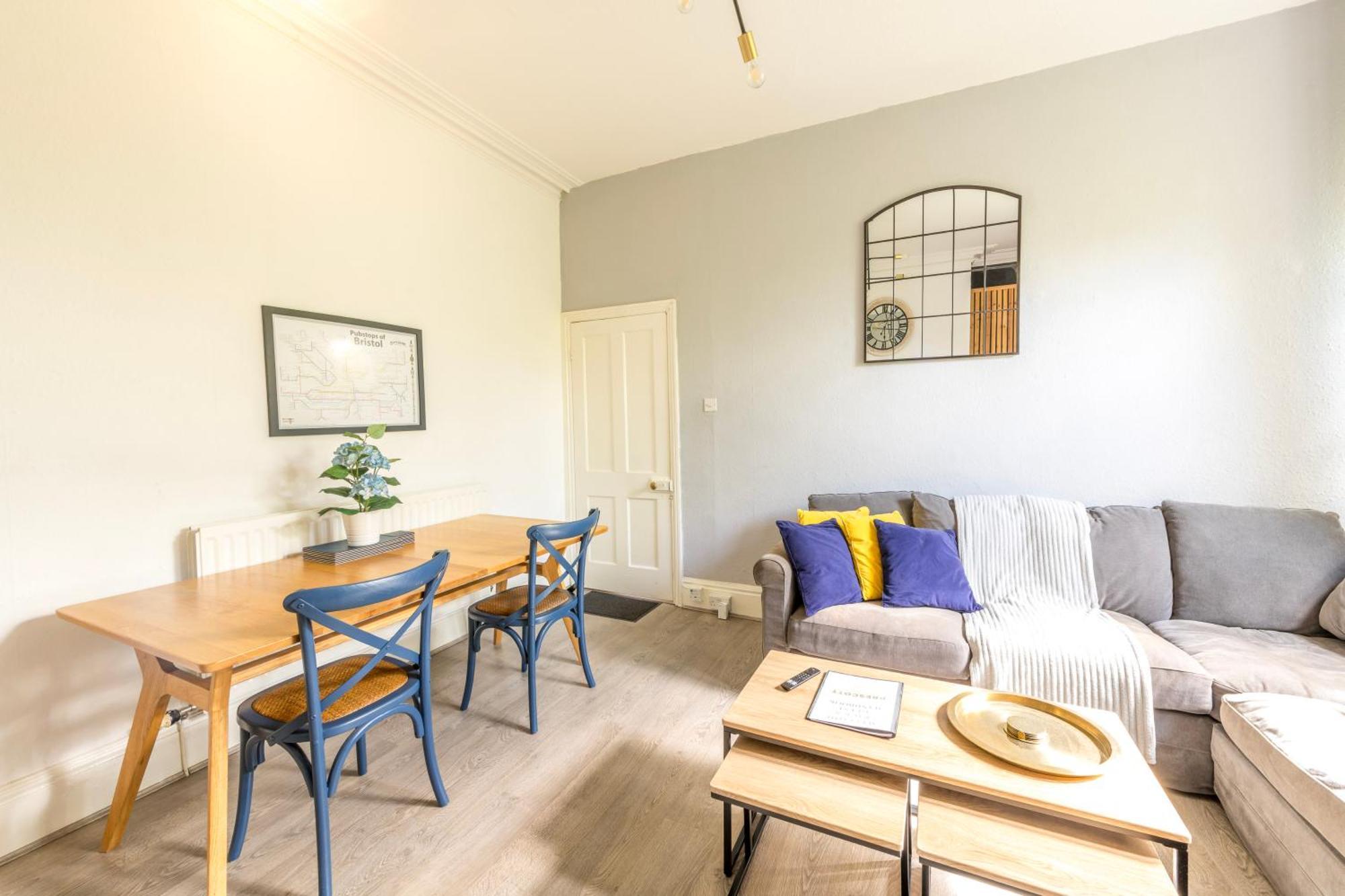Contemporary Osborne House With Free Parking By Prescott Apartments Apartment